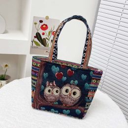 Boho Vintage Embroidered Shoulder Bag (Color: big eyed owl)